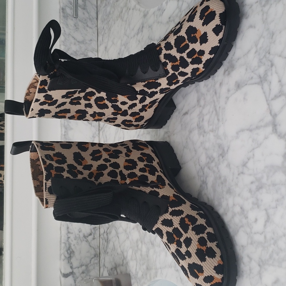 Kate Spade Merigue Boots Forest Feline Cheetah Print Lug Sole Size 8 B